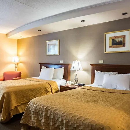 Plaza Inn & Suites-3