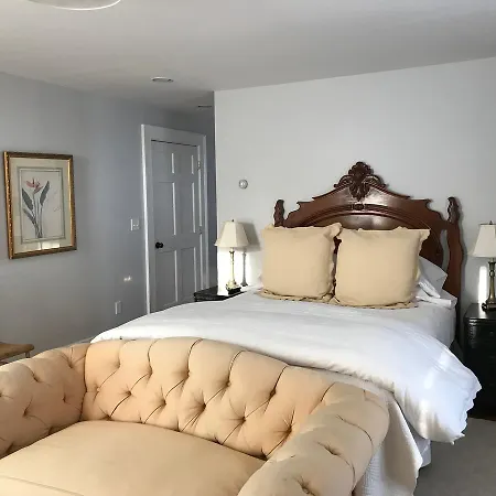 Hudson B&B-3