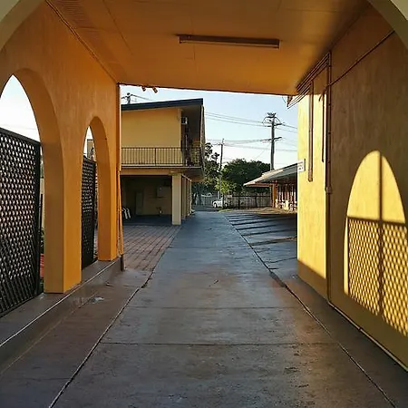 Bourbong St Motel-3