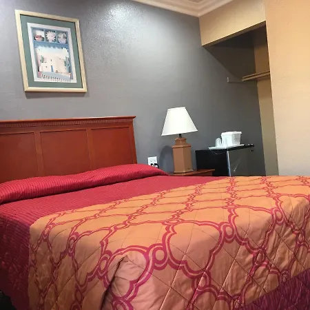 Budget Inn Lax-Lawndale-2