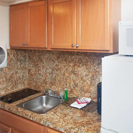 Horizon Motor Inn-Beach Block & Close To Morey'S Piers-2