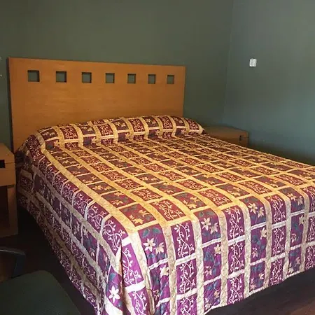 Townhouse Motel - West Sacramento-3