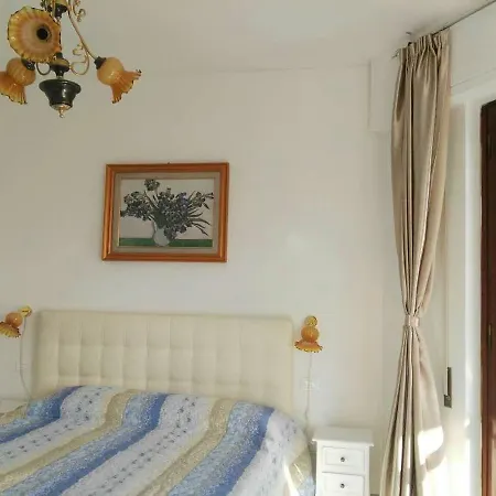 Nancy House-2