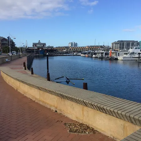 Breakwater Short Stay-3