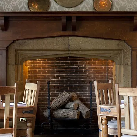 The Red Lion-3