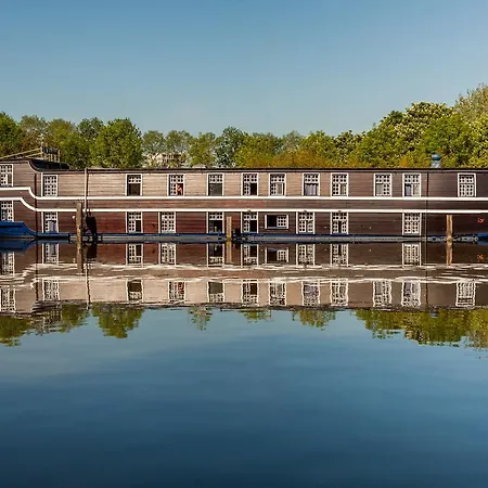 Boat Hotel De Barge-3