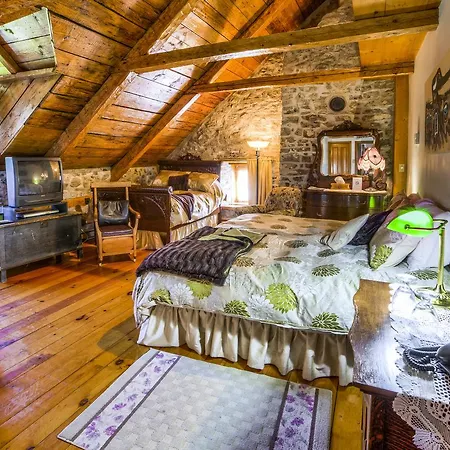 Auberge Baker-3