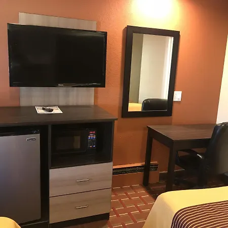 Budget Inn Tonawanda-2