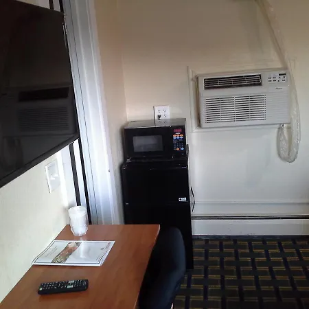 Economy Inn Tonawanda-3