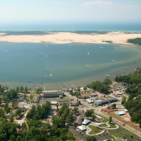 Silver Sands Hotel & Resort-3