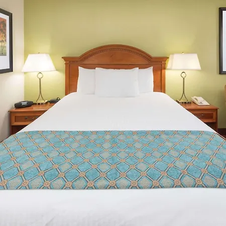 Baymont By Wyndham Orangeburg North-2