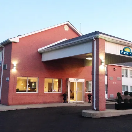 Days Inn By Wyndham Stouffville-2