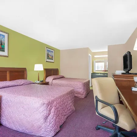 Hotel Express Anniston/Oxford-2