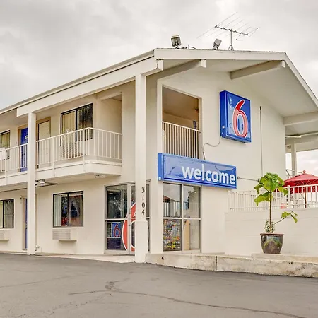Motel 6-Portland, Or - Central-3