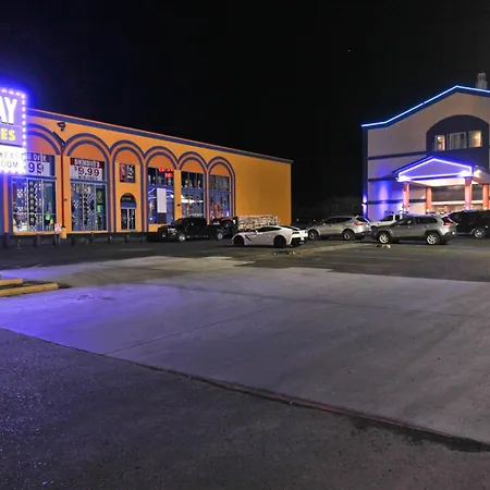 Blue Bay Inn And Suites-3