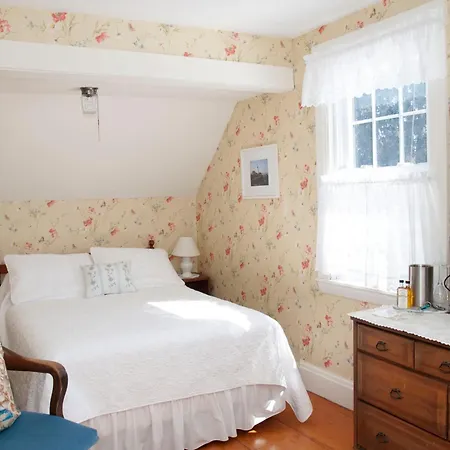 Candlebay Inn-3