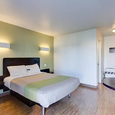Americas Best Value Inn Bowling Green-2