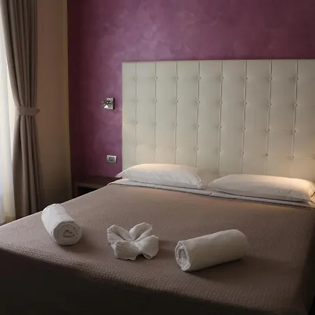 Hotel La Madonnina-2