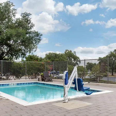 Comfort Suites - South Austin-3