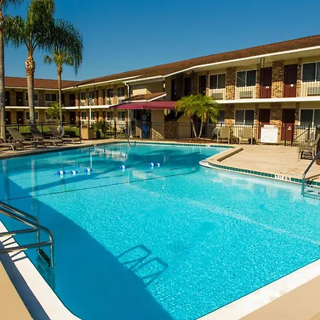 Roadstar Hotel Zephyrhills-3