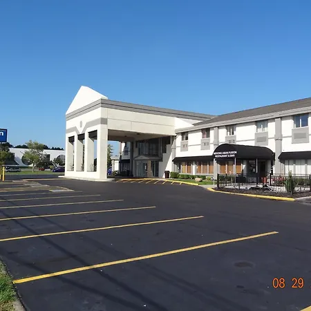 Days Inn By Wyndham Columbus East Airport-3