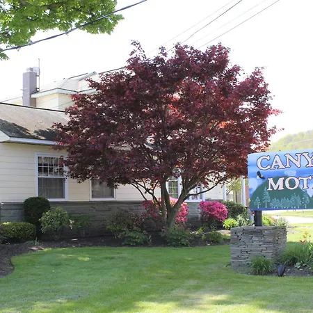Canyon Motel-3