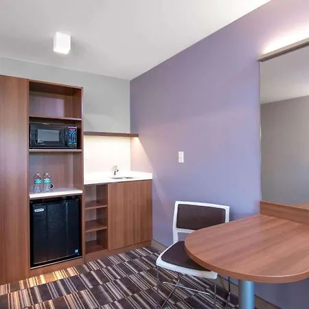 Microtel Inn & Suites By Wyndham Philadelphia Airport Ridley Park-2