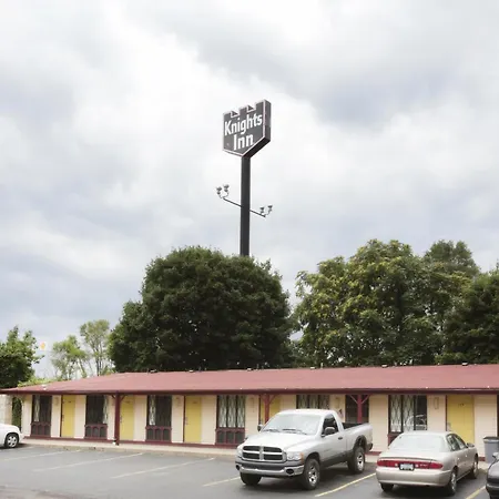 Knights Inn - Battle Creek-3