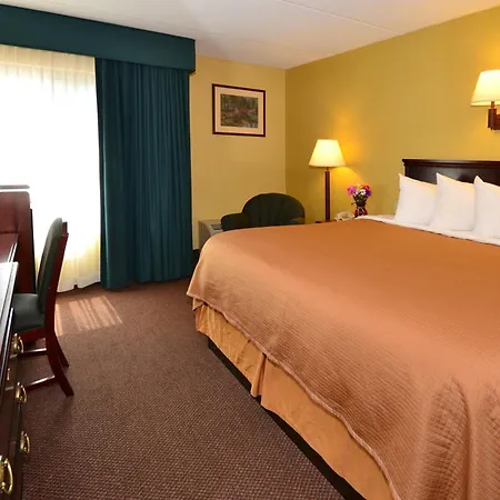 Howard Johnson By Wyndham Saugerties-3