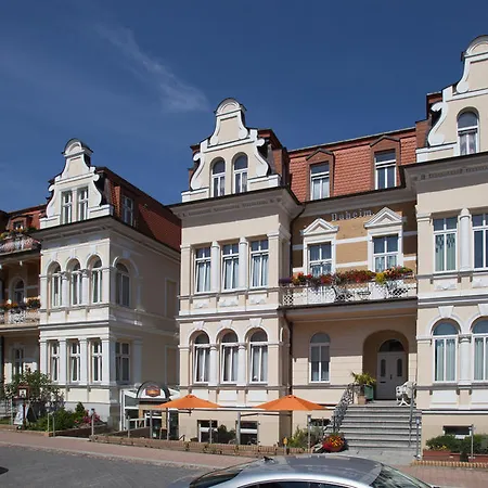 Hotel Villa Auguste Viktoria-2