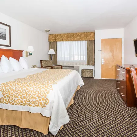 Days Inn By Wyndham Kimball-2