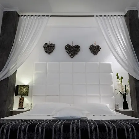 Dream Island Hotel-3