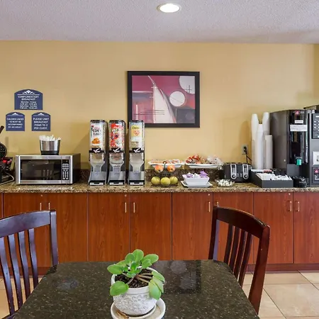 Microtel Inn & Suites By Wyndham Hillsborough-3