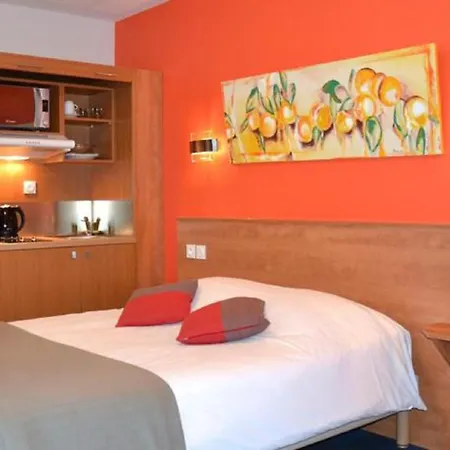 Logis Hotel de Paris-2