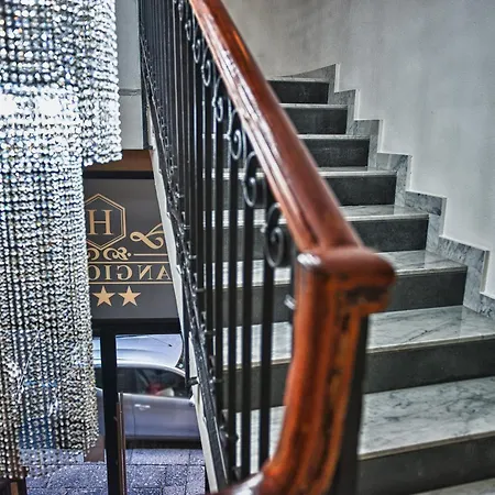 Hotel Angioino&Spa-3