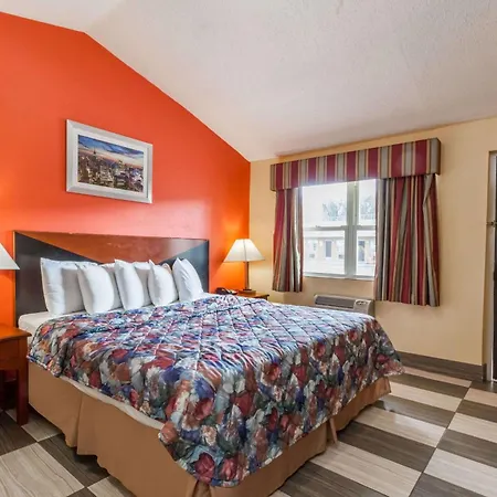 Travelodge By Wyndham Jersey City-3