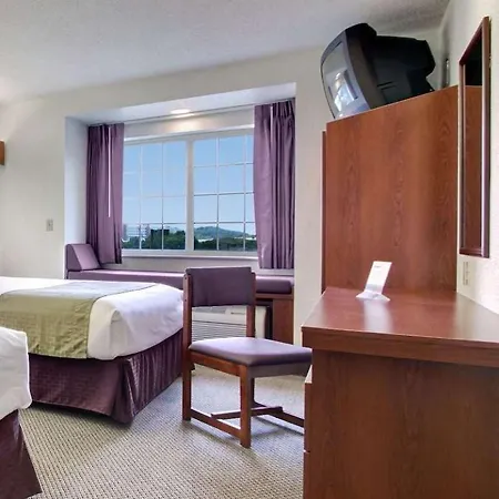 Microtel Inn & Suites By Wyndham Bridgeport-2