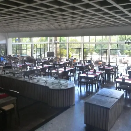 Ytacaranha Hotel de Serra-2