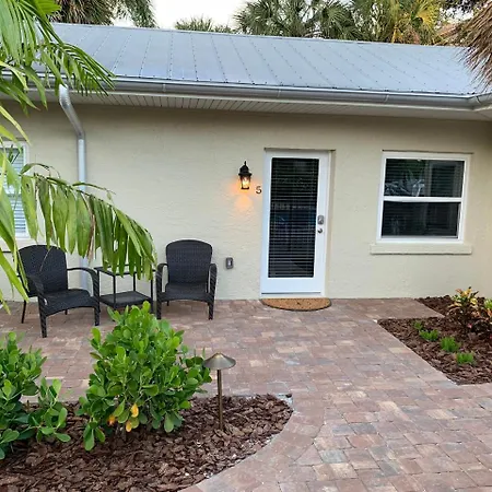 Twin Palms At Siesta-2