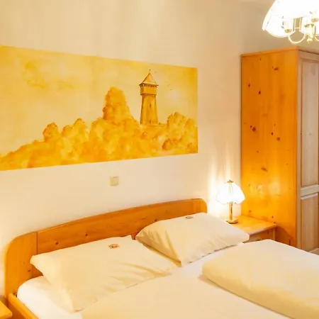 Hotel-Garni&Hostel Sandwirt-3