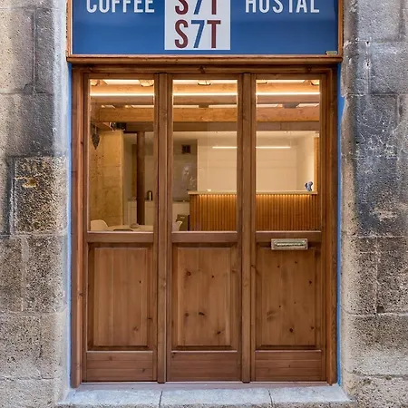 Hostal 977-2