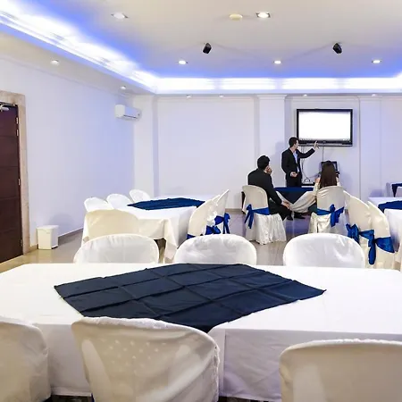 Hotel Preferencial Class-3
