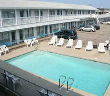 Dolphyn Motel-2