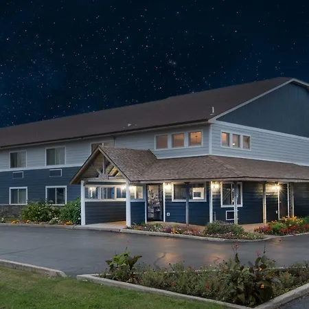 Northwoods Inn And Suites-2