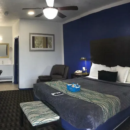 Budget Inn & Suites-3