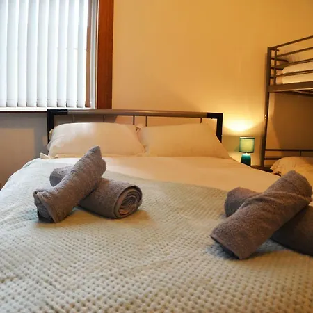 Old Swan Guest House-3