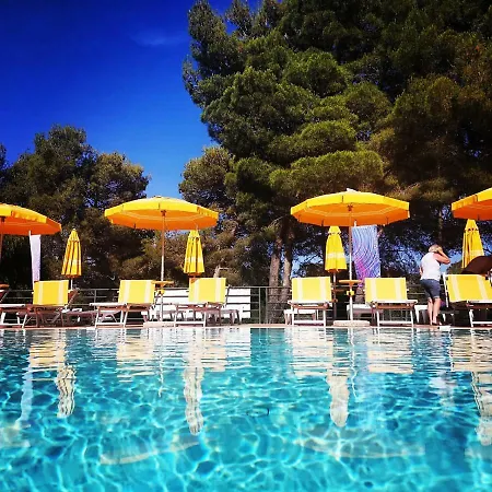 Villaggio Camping Golfo di Arzachena-2