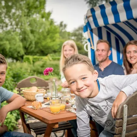 Rügener Ferienhäuser am Hochufer-3