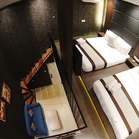 Here Hotel-2