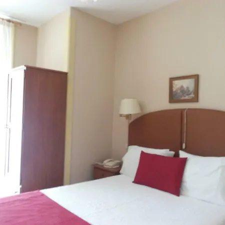 Hotel Larbelo-3